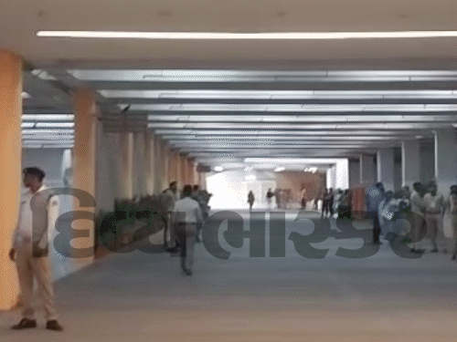 Gujarat Assembly Bomb Threat Alert Forces Emergency Evacuation