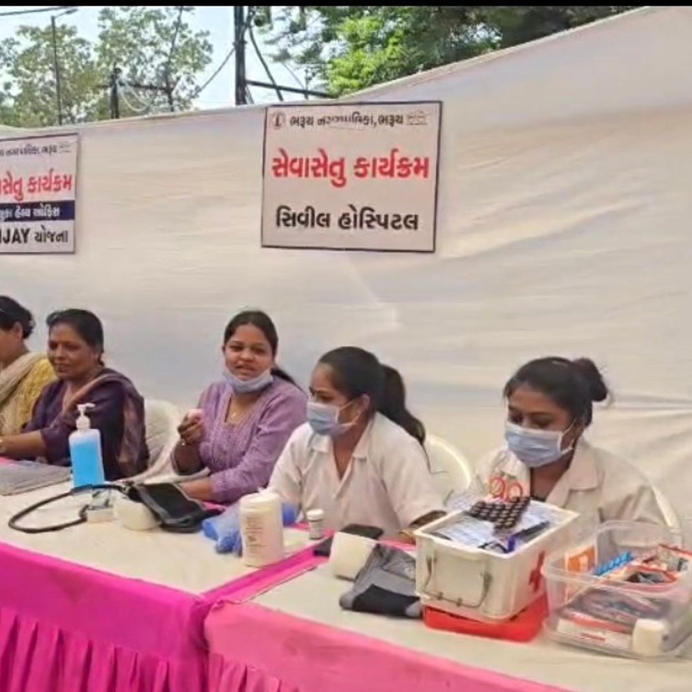 ભરૂચમાં સેવા સેતુ કાર્યક્રમ યોજાયો:4 વોર્ડના નાગરિકોને સ્થળ પર જ સેવાઓનો લાભ મળ્યો