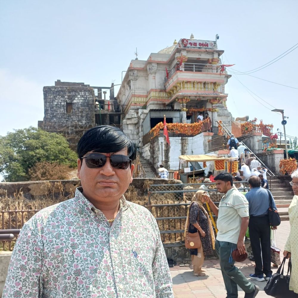 ભાસ્કર ગ્રાઉન્ડ રિપોર્ટ:ભક્તોએ કહ્યું... માતાજીના મંદિરમાં દારૂ- નોનવેજથી લાગણી દુભાઈ, ચેકીંગ વધારો