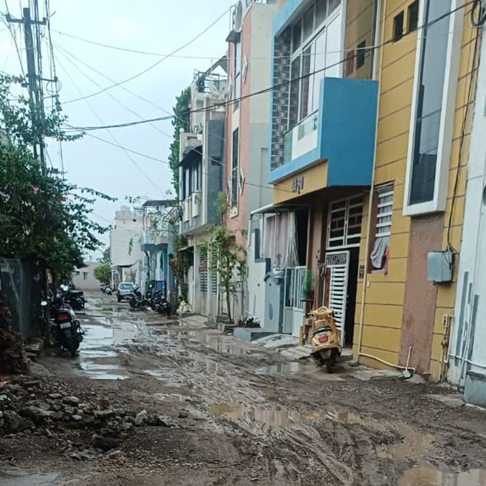 કમોસમી વરસાદ:રિદ્ધિ રેસીડેન્સી, પૂજા પાર્કમાં ચોમાસા જેવુ કિચકાણ