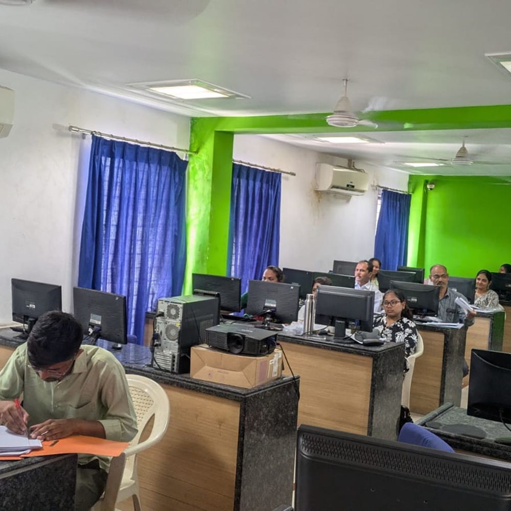 પરીક્ષા કેન્દ્રો ખાતેના સીસીટીવી ફૂટેજની ચકાસણી કરાઈ:ભરૂચમાં બોર્ડની પરીક્ષામાં ગેરરીતિ શોધવાનું શરૂ, 30 શિક્ષક મારફતે 180 સીડીની તપાસ