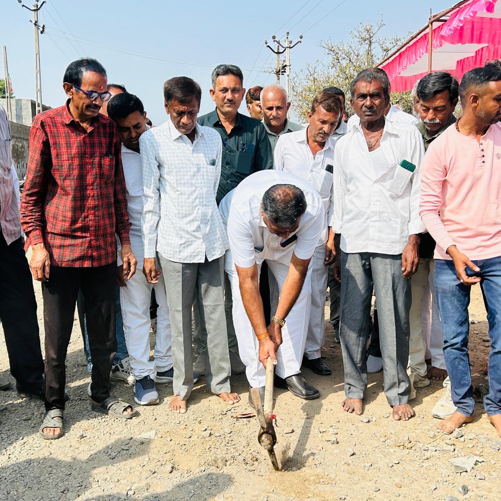 ખાતમુહૂર્ત:વંથલી પંથકના લોકોના આંદોલન બાદ આખા- ટીનમસ રોડનું ખાતમુહૂર્ત કરાયું