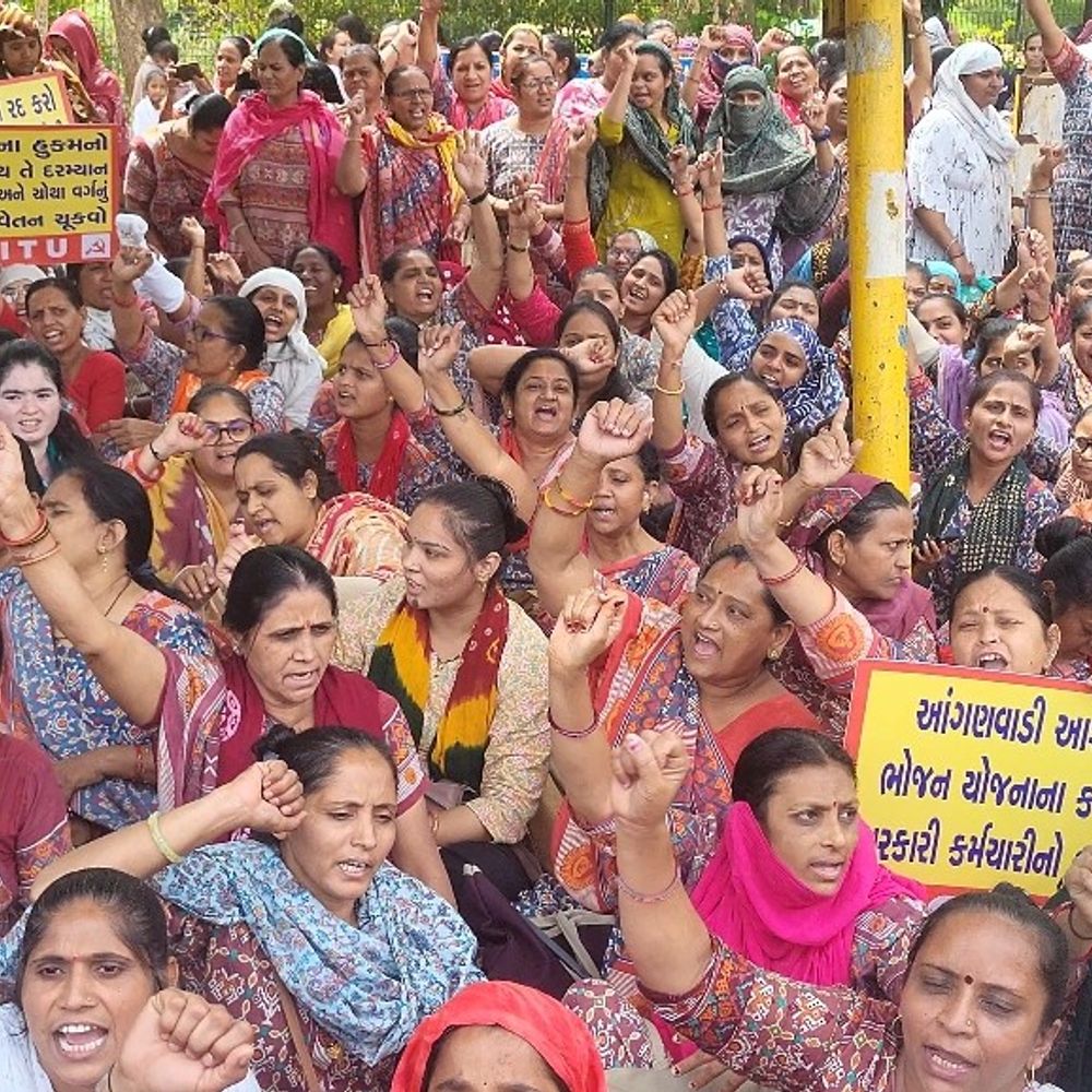 આંગણવાડી બહેનોની ધીરજ ખૂટી, પડતર પ્રશ્ને રાજ્યભરમાં વિરોધ પ્રદર્શન:સરકારને 3 દિવસનું અલ્ટીમેટમ, માગણી ન સંતોષાય તો વિધાનસભાના ઘેરાવની ચીમકી