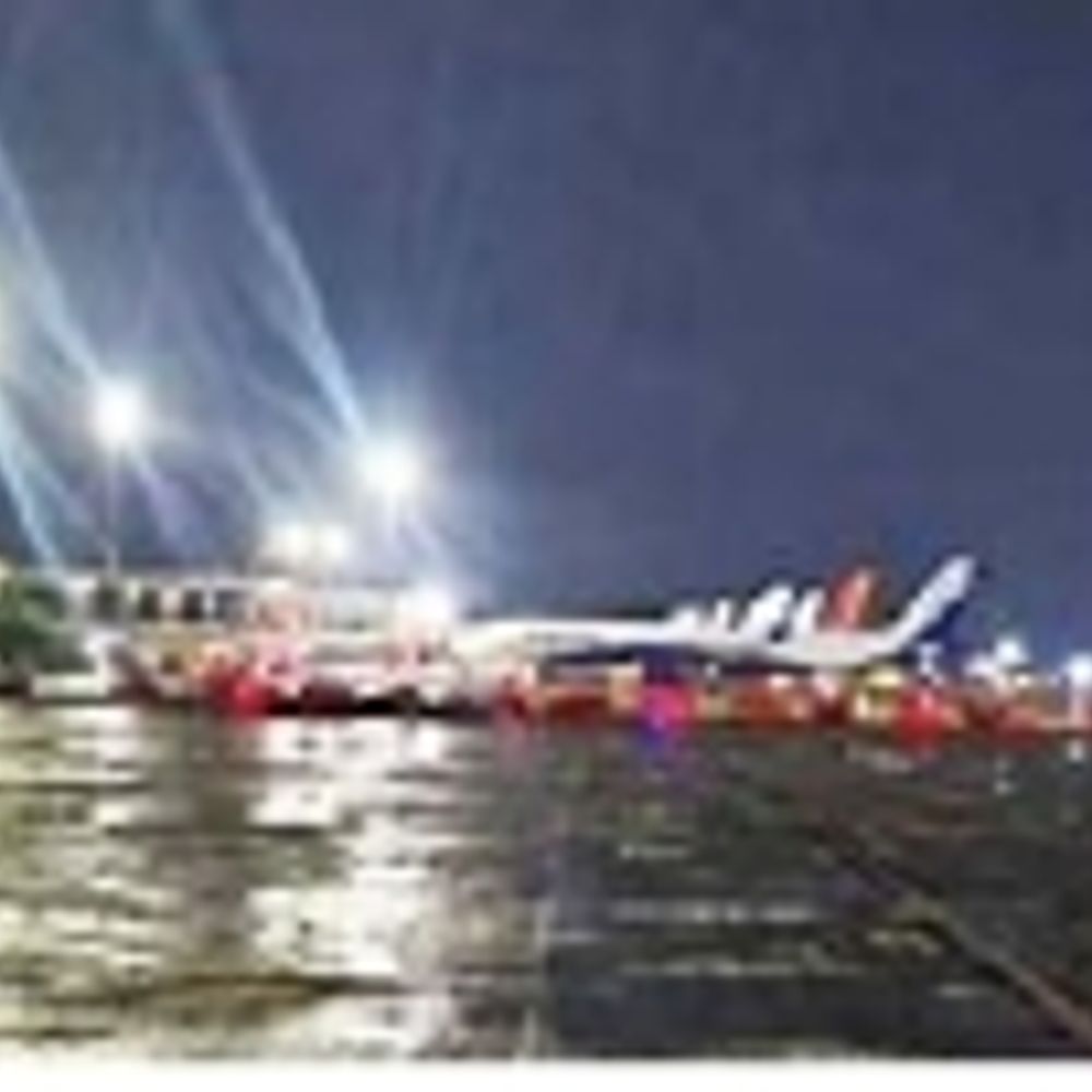 200 પેસન્જરના જીવ તાળવે ચોંટી ગયાં:બે ફ્લાઈટના પાઈલટને રનવે ન દેખાતાં ટચ ડાઉન કરી આકાશમાં ચક્કર માર્યાં