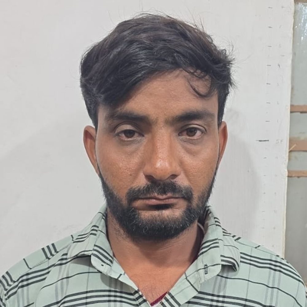 ધ્રાંગધ્રા રાયોટીંગ કેસનો 13 વર્ષથી ફરાર આરોપી ઝડપાયો:સુરેન્દ્રનગર પેરોલ ફર્લો સ્કવોડે સંજય ભરવાડને દબોચ્યો