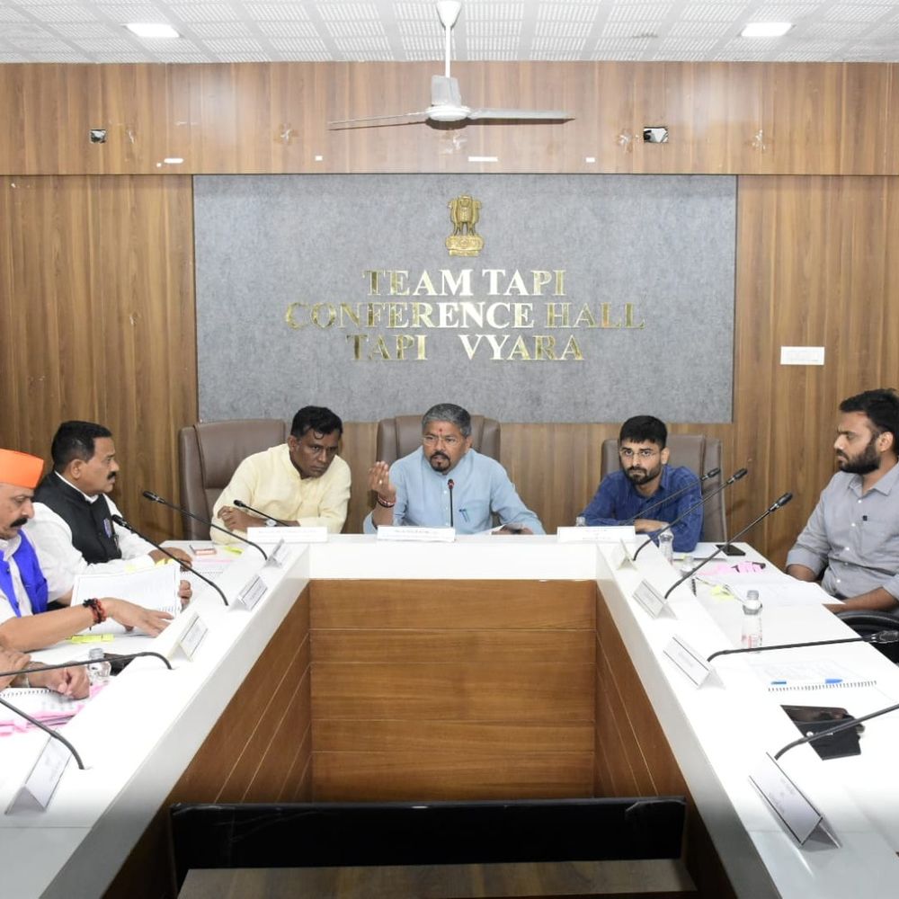 તાપી જિલ્લામાં 624 પ્રકલ્પોને મંજૂરી:પ્રભારી મંત્રી નરેશ પટેલની અધ્યક્ષતામાં રૂ. 16.50 કરોડ ફાળવાયા