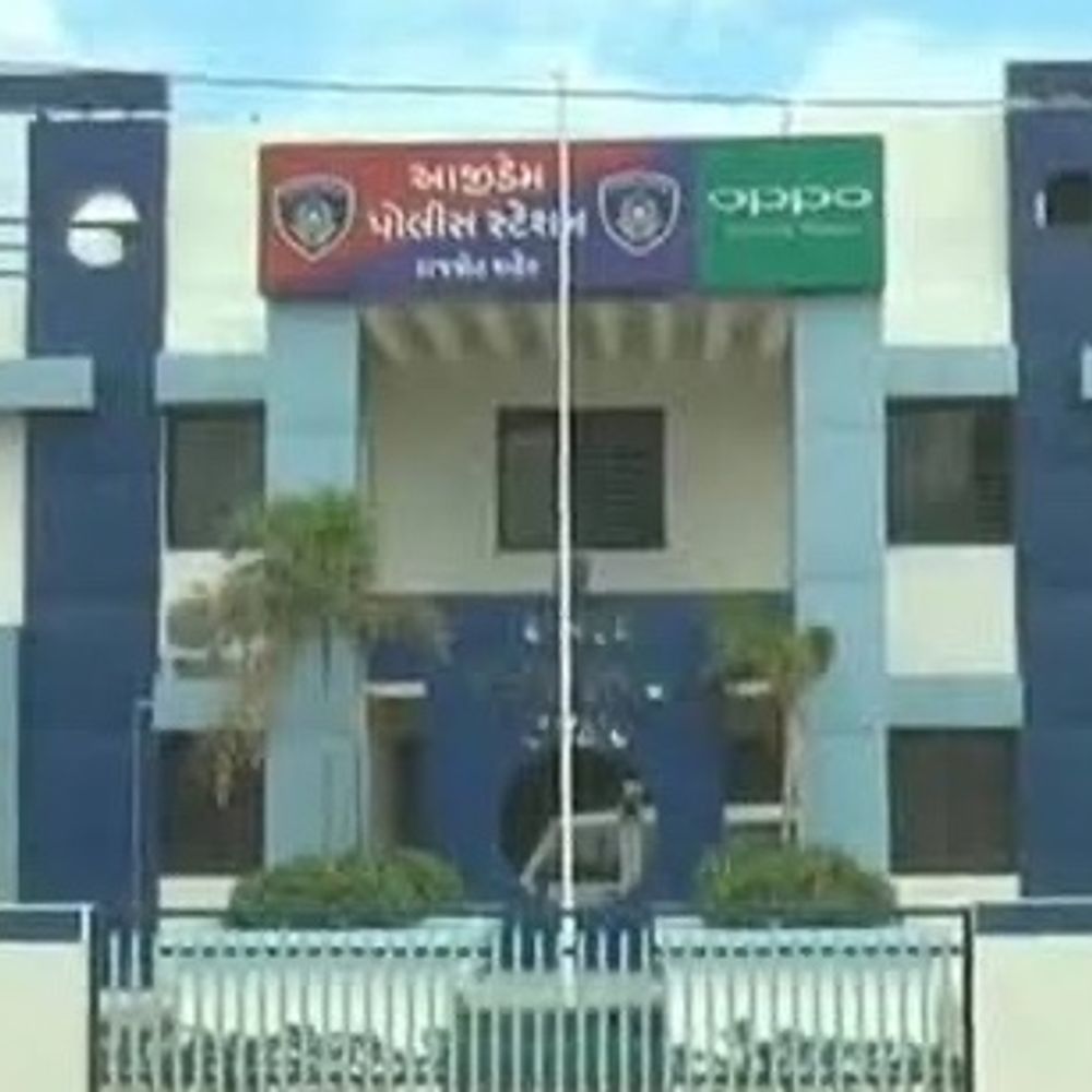 અગરબત્તી પણ ડુપ્લીકેટ.!:રાજકોટમાંથી ડુપ્લીકેટ અગરબત્તી બનાવતા બે કારખાનેદાર સામે કોપી રાઈટ એકટ હેઠળ ગુનો નોંધાયો