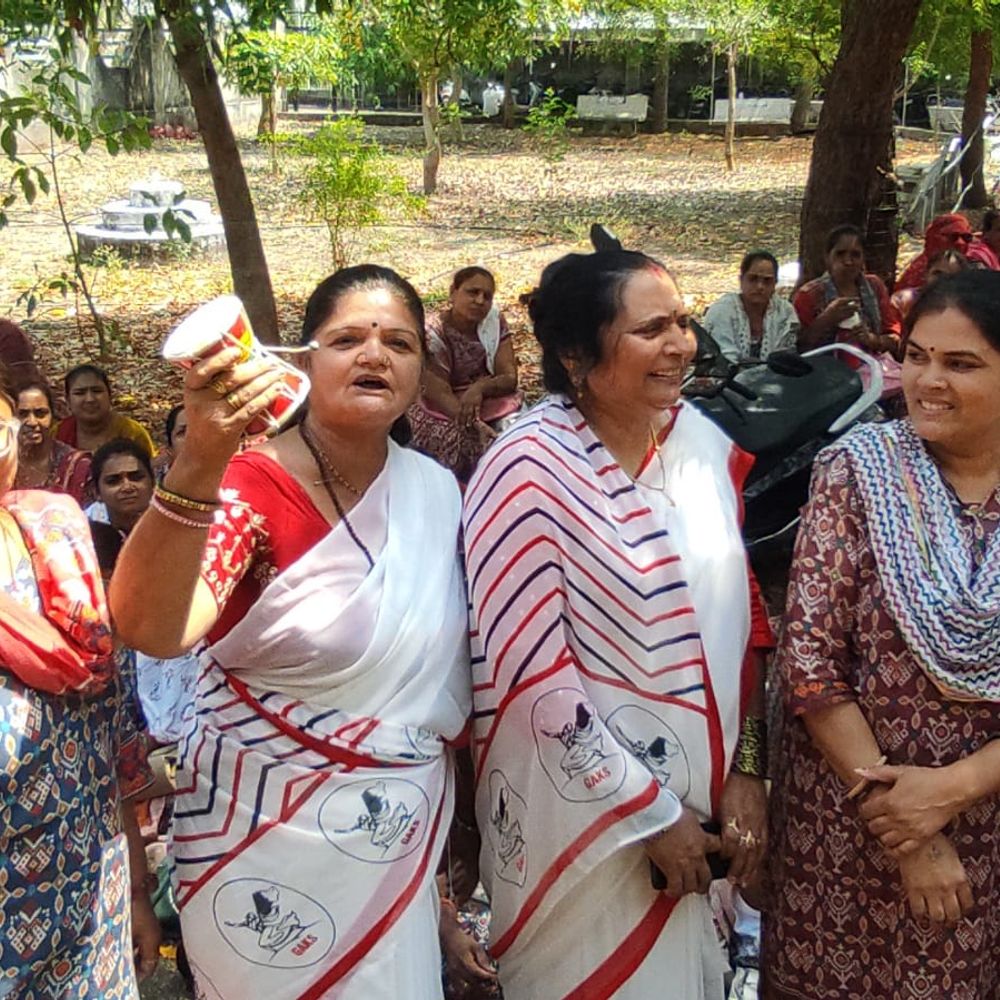 આંગણવાડી બહેનોમાં આક્રોશ:ટુંકા વેતન અને ઓનલાઇન કામના ભારણ મુદ્દે આંગણવાડી બહેનોની ત્રણ દિવસીય હડતાળ