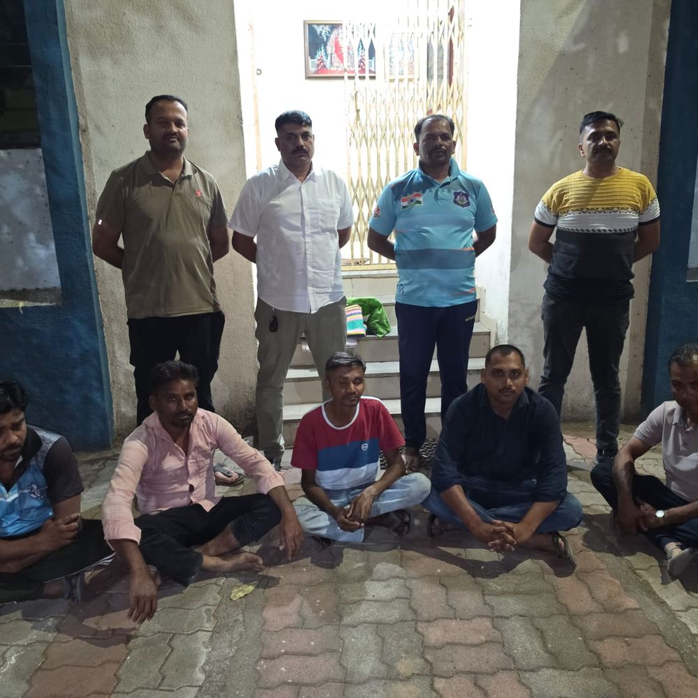 કાર્યવાહી:વાલોડના બાજીપુરા ગામમાં ચકલી- પોપટના જુગાર પર દરોડો, 5 ઝડપાયા