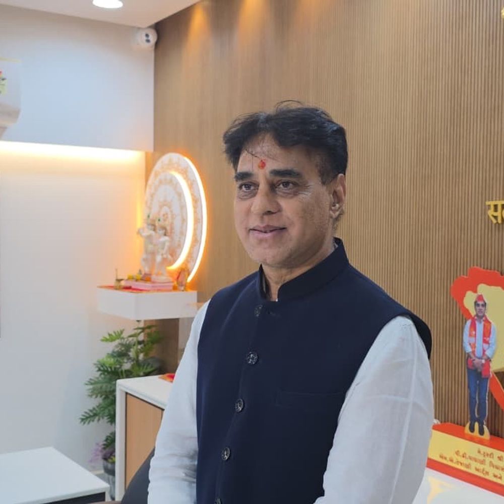 અમદાવાદ સિવિલ હોસ્પિટલ લિકર પરમિટ કૌભાંડ, 5 કર્મચારીની હકાલપટ્ટી:આરોગ્ય મંત્રીએ 4 આઉટસોર્સિંગ કર્મચારીને ફરજ પરથી બરતરફ અને સરકારી ક્લાર્કને સસ્પેન્ડ કરાયા