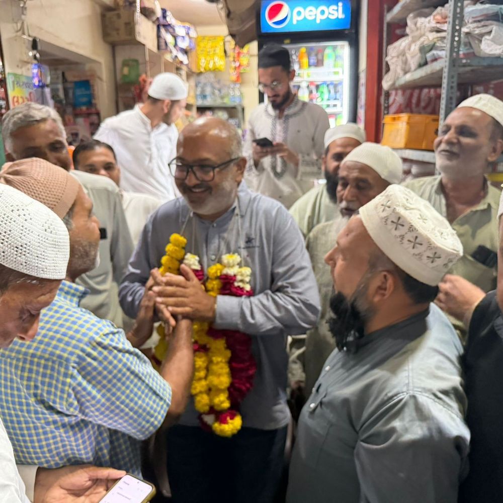 બોટાદના કોર્પોરેટર છત્રજીતભાઈ ધાધલનું સન્માન:ઈદ નિમિત્તે મુસ્લિમ સમાજે તેમની કામગીરી બિરદાવી