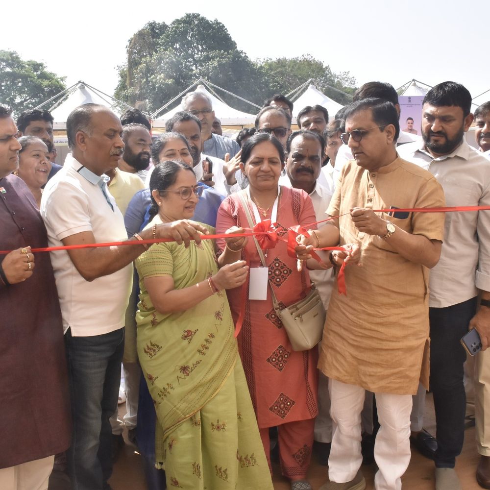 જૂનાગઢમાં સ્વાસ્થ્ય અને સમૃદ્ધિનો સંગમ મિલેટ મહોત્સવ:જૂનાગઢમાં મિલેટ મહોત્સવનો પ્રારંભ, પ્રભારી મંત્રી પ્રદ્યુમન વાજાએ શ્રી અન્નને દૈનિક આહારમાં સ્થાન આપવા કર્યું આહવાન.