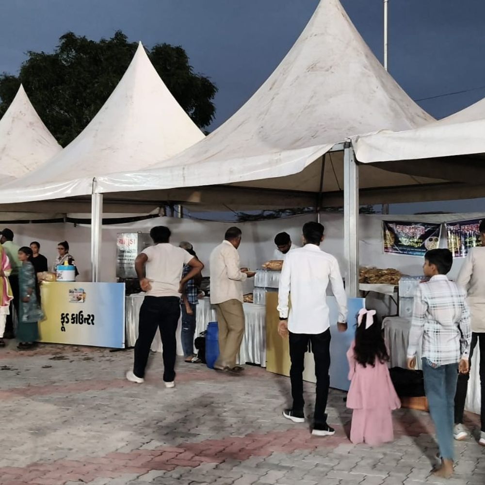 સુરેન્દ્રનગરમાં મિલેટ ખિચડી બન્યું આકર્ષણનું કેન્દ્ર.:ઝાલાવાડવાસીઓ જંક ફૂડ છોડી સ્વાસ્થ્યવર્ધક આહાર અપનાવી રહ્યા છે