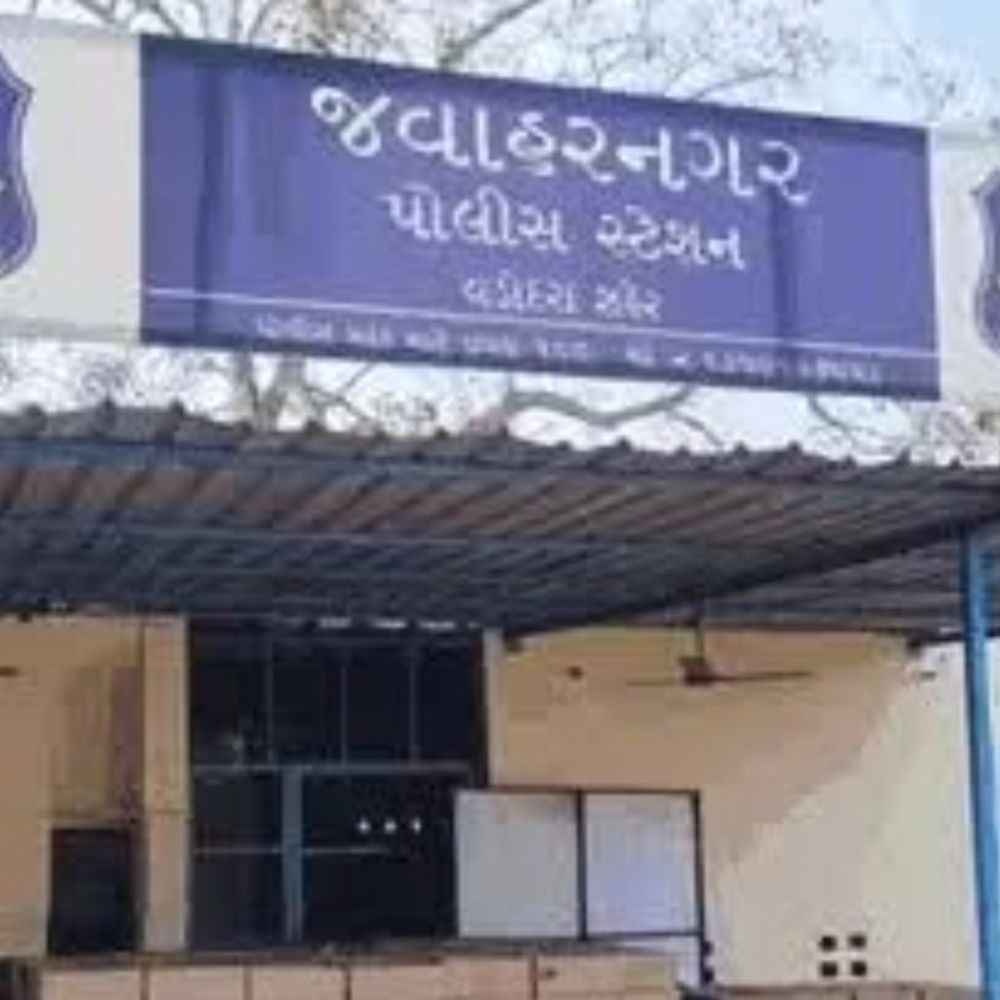 વડોદરાની રણોલી GIDCની કંપનીમાં ચોરી:1 લાખ રૂપિયાની કિંમતના એલ્યુમિનિયમ ફોઈલના રોલની ચોરી, બિઝનેસમેને જવાહરનગર પોલીસ સ્ટેશનમાં ફરિયાદ નોંધાવી