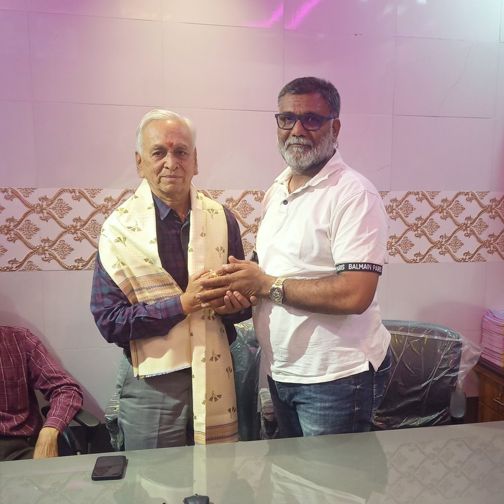 મહેસાણા દિવ્ય જ્યોત ક્રેડિટ સોસાયટીની કારોબારી બેઠક મળી:ચંદ્રુમાણામાં ગૌરી માતાના સાંનિધ્યમાં પાંચ નવી લોન અરજીઓ મંજૂર