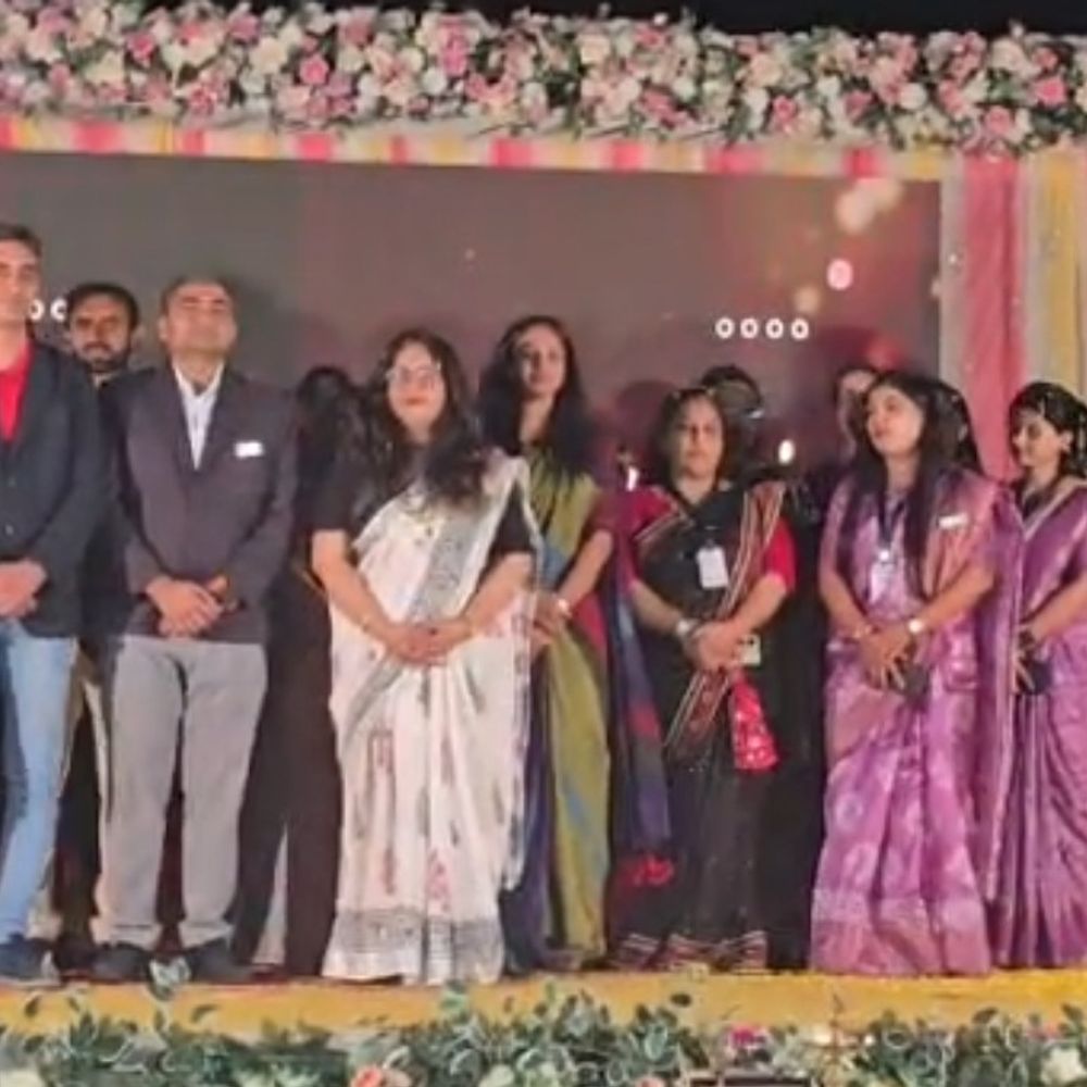 જ્ઞાનમંજરી સ્કૂલનો વાર્ષિક મહોત્સવ: રાજકીય અગ્રણીઓ, વાલીઓની હાજરી.