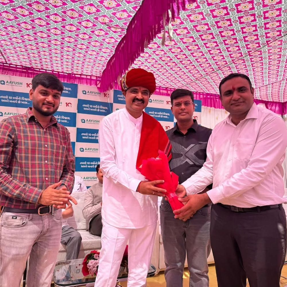 જોરાવરનગરમાં સવા આયુષ હોસ્પિટલમાં વિનામૂલ્યે સર્વરોગ નિદાન કેમ્પ યોજાયો:નવા જિલ્લા ભાજપ પ્રમુખ હાર્દીક ટમાલીયાના સન્માન નિમિત્તે આયોજન કરાયું