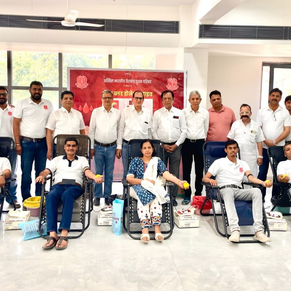 મેગા બ્લડ ડોનેશન ડ્રાઇવ:શહેરમાં 63 યુનિટ રક્ત સંગ્રહ, અખિલ ભારતીય તેરાપંથ યુવક પરિષદના માર્ગદર્શન હેઠળ આયોજન કરાયું