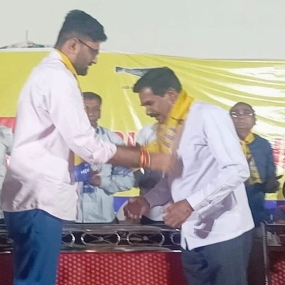 કાલાવડના ભાજપ નેતા નાજીભાઈ ચોવટીયા AAPમાં જોડાયા:ગોપાલ ઇટાલિયાના હસ્તે ખેસ ધારણ કર્યો; કહ્યું- ભાજપને જાકારો આપવાનો સમય હવે આવી ગયો છે