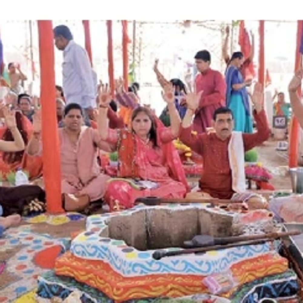 ઇશ્વરિયામાં ત્રિવેણી સમારોહનો પ્રારંભ:સૌરાષ્ટ્રના 51 તાલુકામાં સામાજિક સંમેલનો યોજીને કુરિવાજો, દેખાદેખીને તિલાંજલિ આપવા ઉમિયાધામના પ્રમુખની ઘોષણા