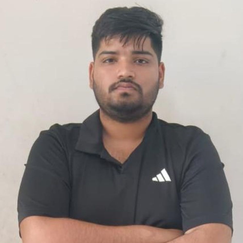 પોરબંદર પેરોલ/ફર્લો સ્કોડે છેતરપિંડીના આરોપીને ઝડપ્યો:ત્રણ માસથી ફરાર આરોપી ભુજમાંથી પકડાયો