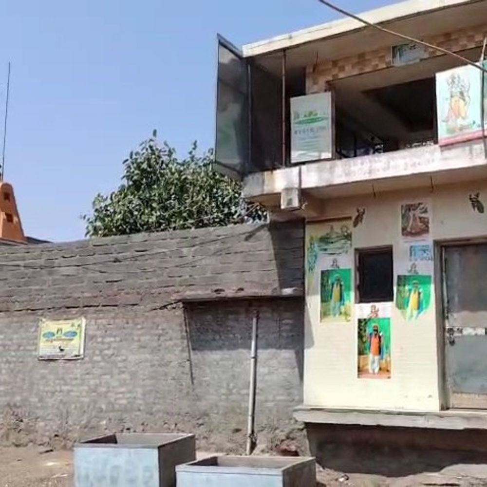 તાંત્રિક વિધિમાં રત્નકલાકાર પરિવારે 16 લાખ ગુમાવ્યાં:મેલીવિધિનો ડર બતાવી રોકડ અને દાગીના પડાવી લીધા, 3 શખસ સામે બોટાદમાં ફરિયાદ