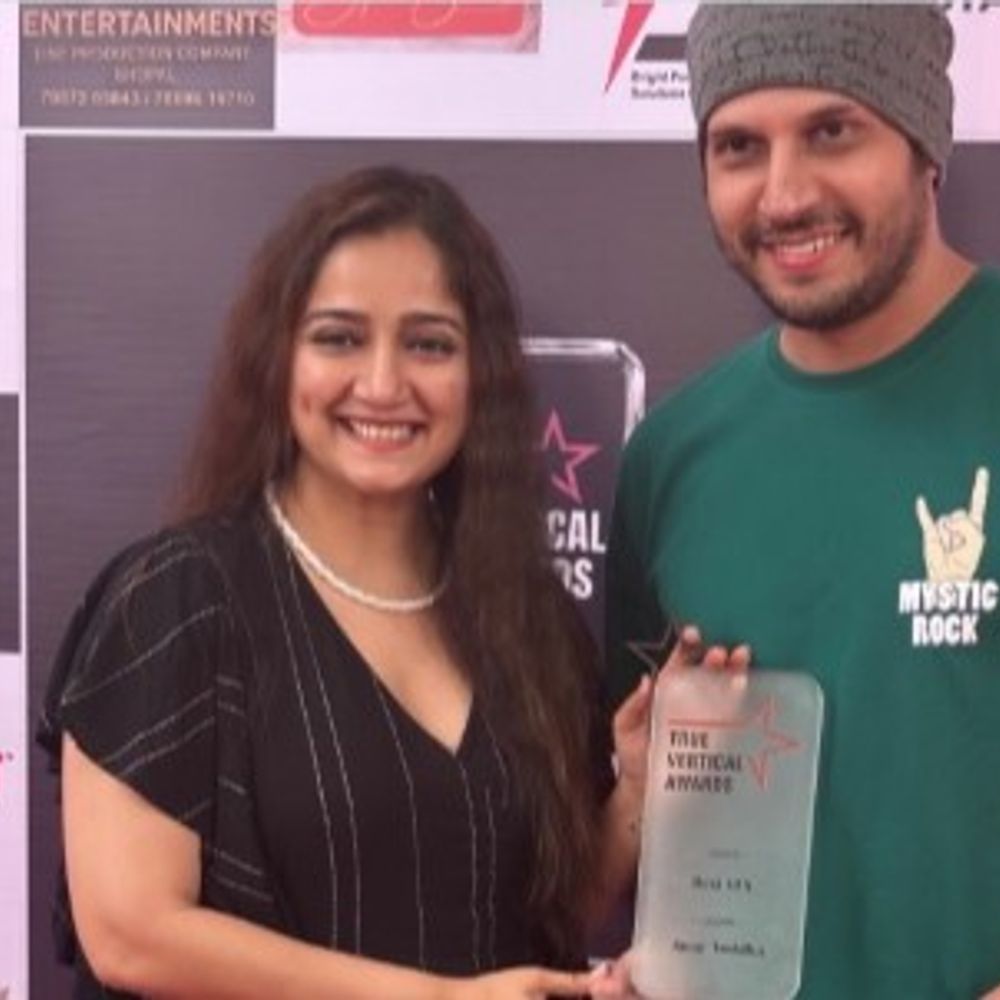 'વાલ્મિકી પિક્ચર્સ'ના શોએ રચ્યો ઈતિહાસ:'અમર યોદ્ધા' એ બેસ્ટ VFX’ની કેટેગરીમાં જીત્યો ટ્રુ વર્ટિકલ એવોર્ડ, ગુજરાતી પ્રોડ્યુસરે નવી મિસાલ સેટ કરી