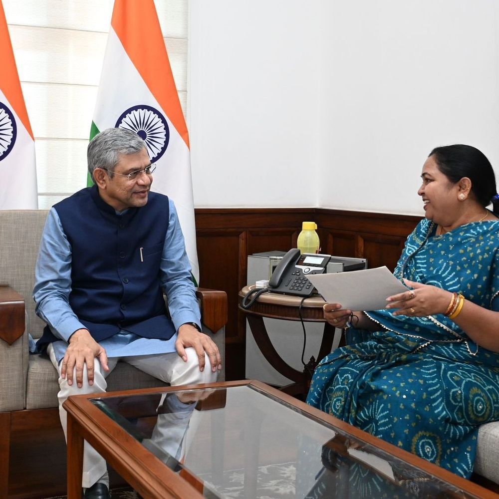 સાબરકાંઠા સાંસદે રેલ મંત્રીને રજૂઆત કરી:જિલ્લામાં રેલવે સુવિધાઓ અને માળખાગત વિકાસ મજબૂત કરવા માંગ