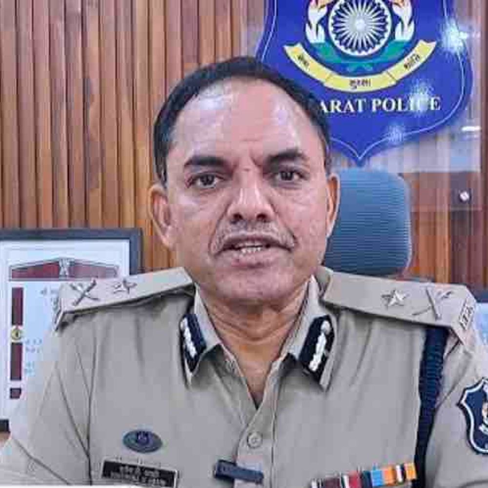 ભાવનગર રેન્જ IG રાજેન્દ્ર અસારીનો પ્રથમ આદેશ:9 પોલીસકર્મીઓને સ્ટ્રાઇકિંગ ફોર્સમાં નિમણૂક અપાઈ