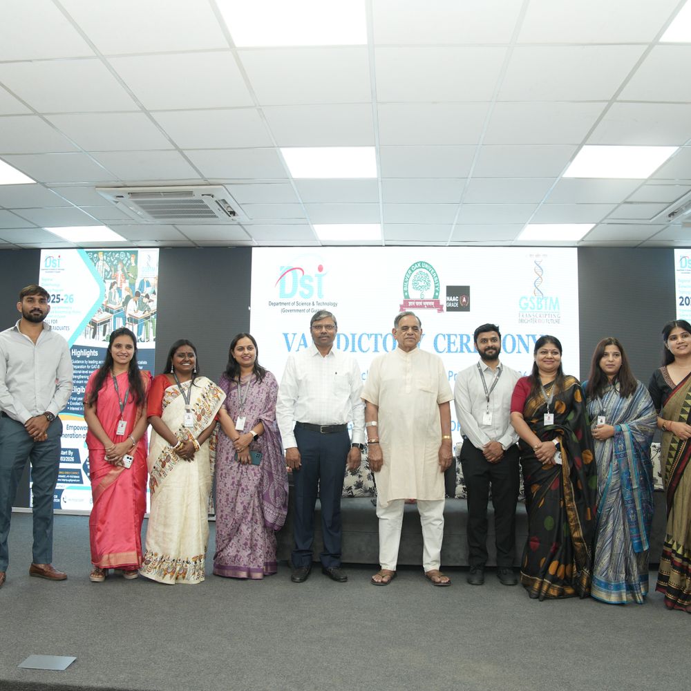 સિલ્વર ઓક યુનિવર્સિટીમાં બાયોટેકનોલોજી તાલીમ કાર્યક્રમ પૂર્ણ:GSBTM ના સહયોગથી 100 થી વધુ વિદ્યાર્થીઓએ ભાગ લીધો