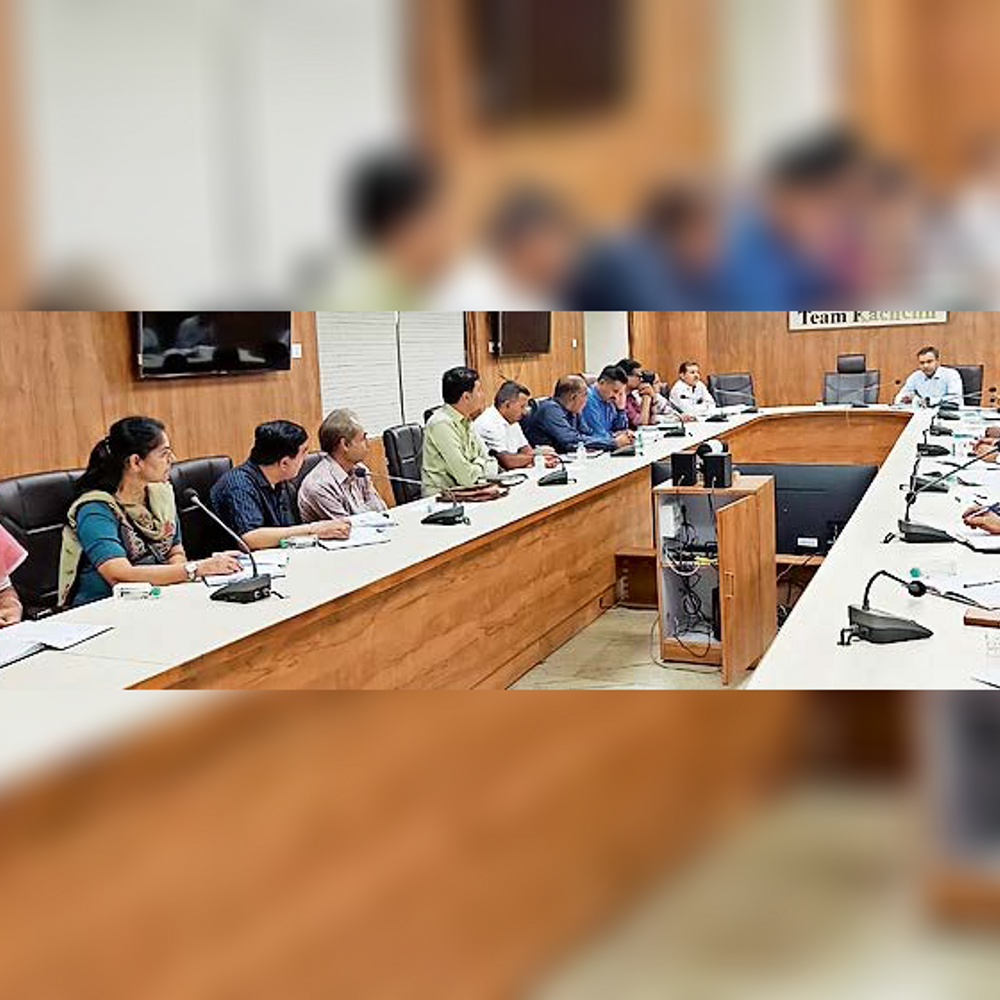 ભુજમાં 1993 વિદ્યાર્થીઓ ગુજકેટ આપશે; પરીક્ષા માટે સ્થળ સંચાલકો અને ઓબ્ઝર્વરની નિમણૂંક.