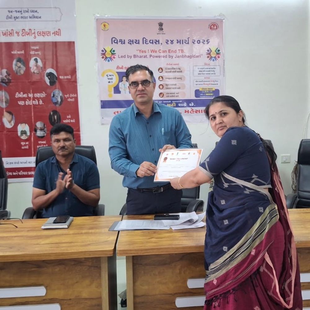 મહેસાણા જિલ્લાની ઐતિહાસિક સિદ્ધિ:13 ગામોને ગોલ્ડ મેડલ; કલેક્ટર અને આરોગ્ય ટીમની મહેનત