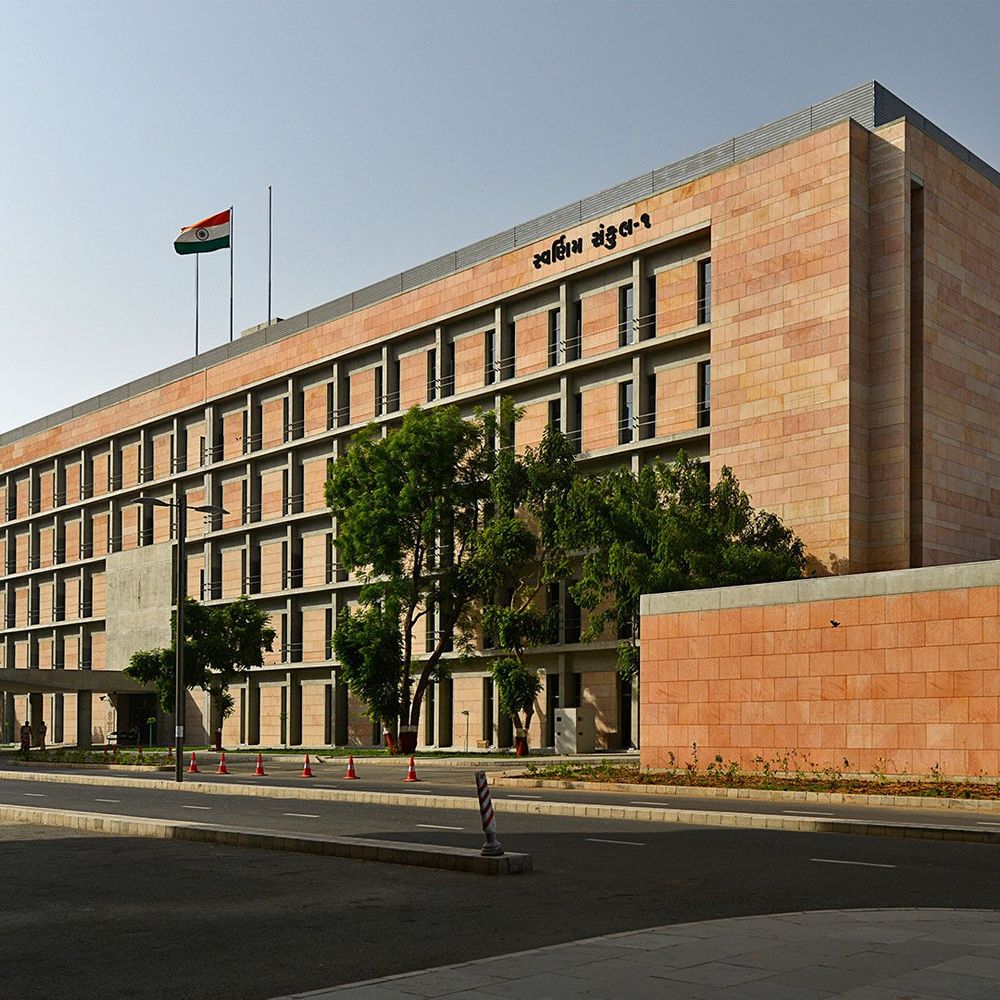 રાજ્યમાં ત્રણ IAS અધિકારીઓની બદલી:જામનગર, સુરેન્દ્રનગર અને ગાંધીનગરને નવા કલેક્ટર મળ્યા, પી.આર. પટેલિયાની ફરી સચિવ તરીકે કરાર આધારે નિમણૂક