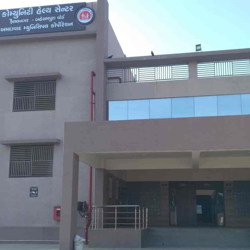 ભયજનક મકાનો પર મોટા બોર્ડ લગાવવા સૂચના:ઇલેક્ટ્રિક બસો ચાર્જ કરવા પૂરતા EV ચાર્જિંગ સ્ટેશન ઊભા કરો, ઘુમા-લાંભા સહિત 5 જગ્યાએ નવા CHC સેન્ટર ઉભા કરાશે