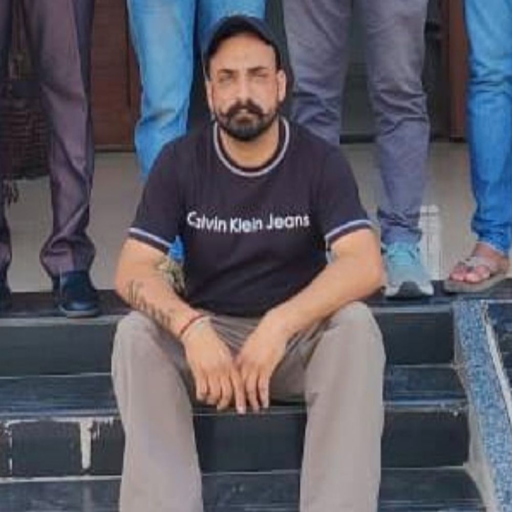 ભાવનગર પેરોલ-ફર્લો સ્કવોડની મોટી સફળતા:ટેક્નિકલ અને હ્યુમન સોર્સની મદદથી 7 વર્ષથી ફરાર આરોપી પંજાબમાંથી ઝડપાયો