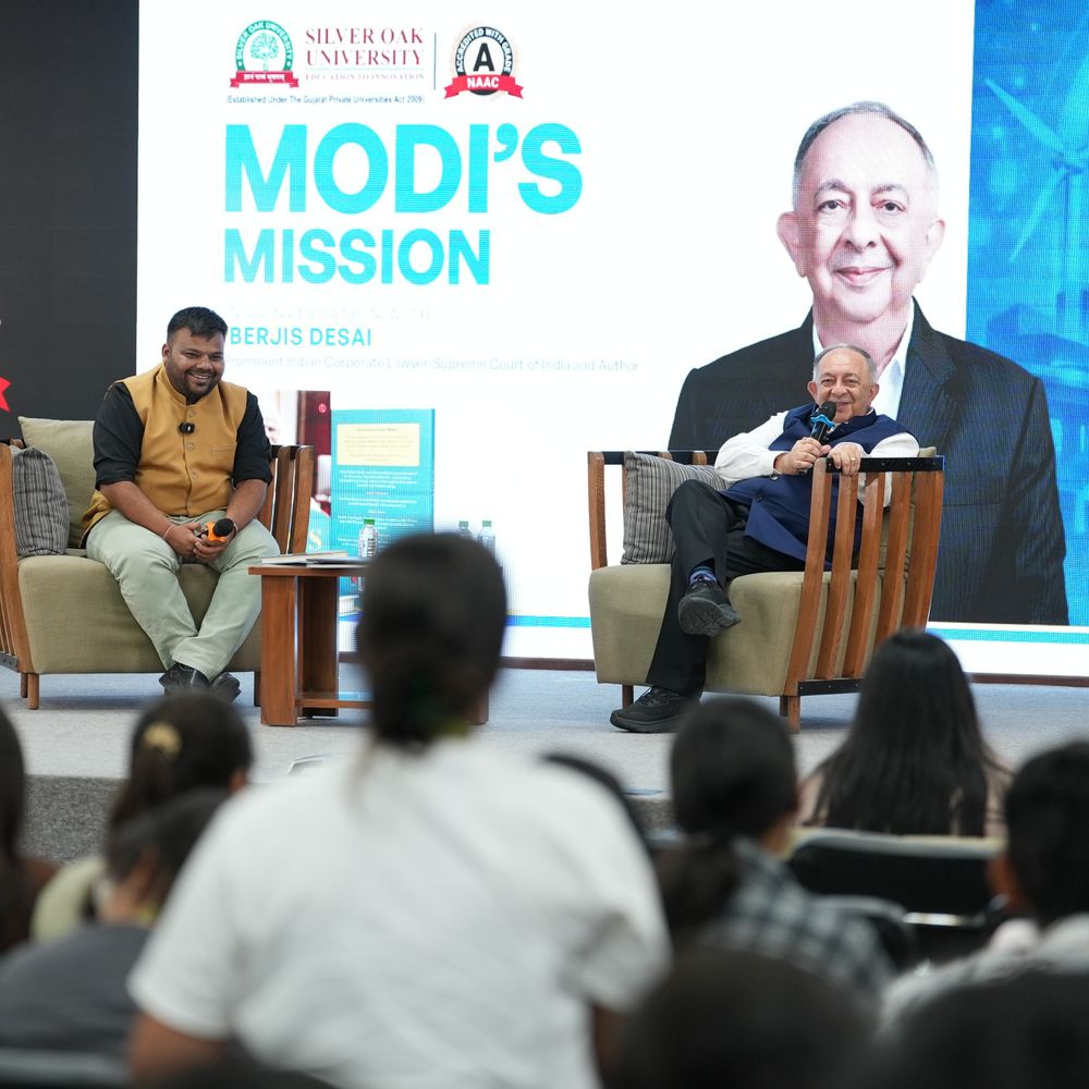 સિલ્વર ઓક યુનિવર્સિટીમાં 'મોદીઝ મિશન' પુસ્તક પર સંવાદ:કાયદાવિદ બરજિસ દેસાઈએ પ્રધાનમંત્રીના નેતૃત્વ પર ચર્ચા કરી