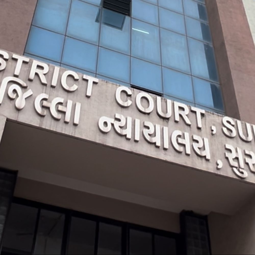 મલેશિયા એલોવેરાના નામે મોકલાયો કેમિકલ પાવડર કૌભાંડ:USDT બાદ મહિધરપુરાની આંગડિયા પેઢીમાં લાખોનું ટ્રાન્ઝેક્શન, ATS અમદાવાદે ત્રણ મુખ્ય આરોપીઓના વધુ બે દિવસના રિમાન્ડ મેળવ્યા