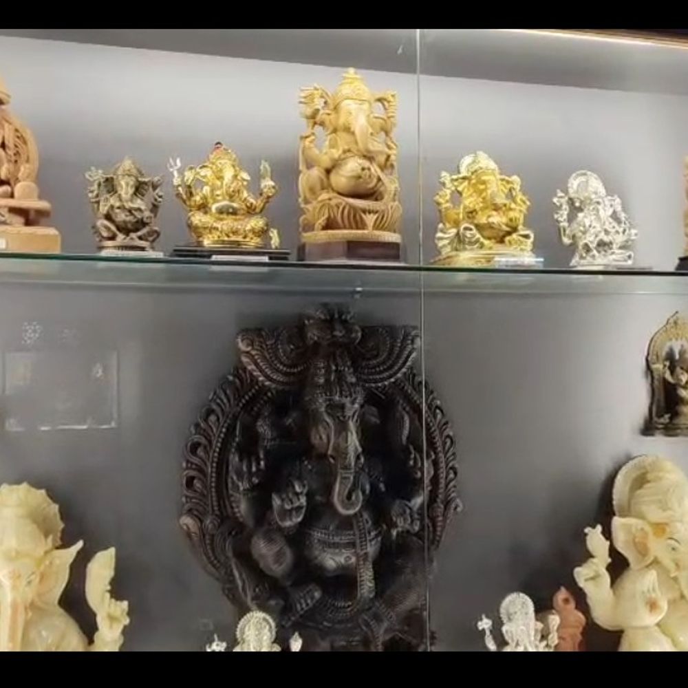 PM મોદીએ ભેટ આપેલી ગણેશ મૂર્તિઓ:સોમનાથના શ્રી રામમંદિરમાં દર્શન માટે મુકાઈ