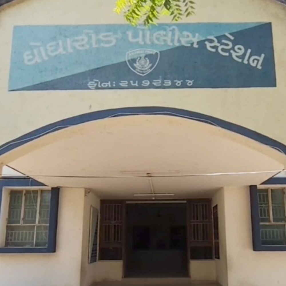 જૂની અદાવતમાં યુવક પર છરી વડે હુમલો:ધુળેટી સમયે થયેલા ઝઘડાનો ખાર રાખી શિવાજી સર્કલ પાસે 3 શખસોએ મળી યુવક પર હુમલો કર્યો