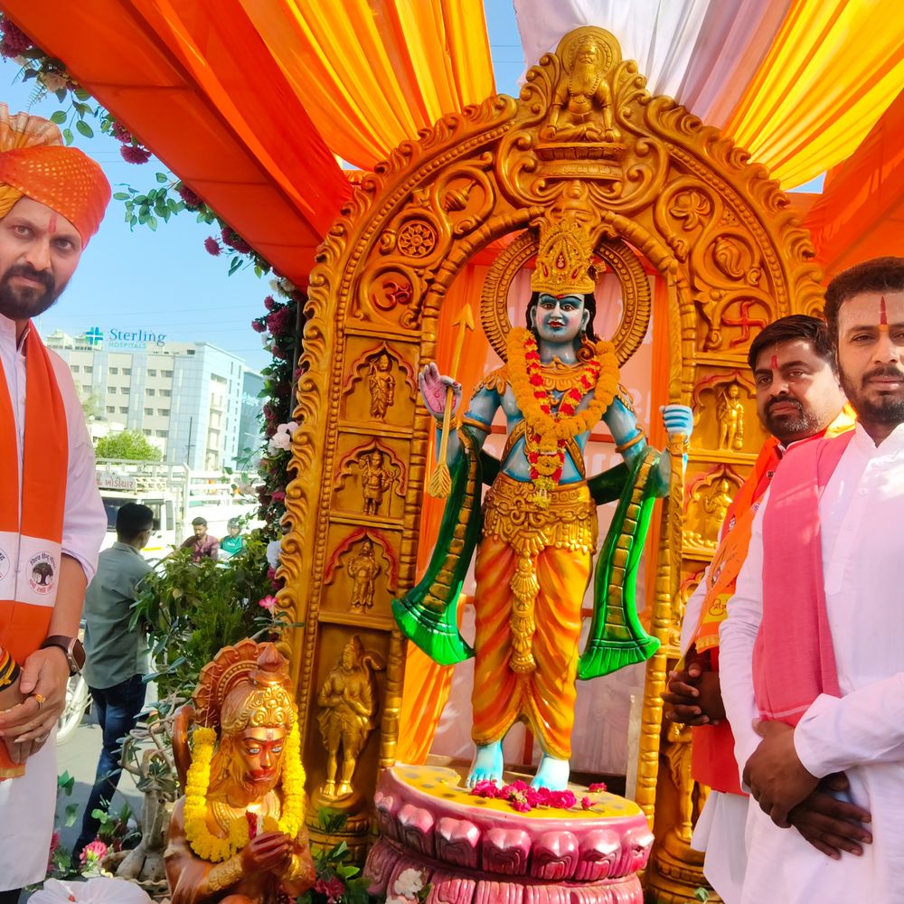 રાજકોટમાં હિન્દુ દીકરીઓ માટે હેલ્પલાઇન નંબર જાહેર:રામનવમીએ રામ મંદિરની પ્રતિકૃતિના મુખ્ય રથ સાથેની ભવ્ય શોભાયાત્રામાં 2000 લોકો જોડાયા, સૌરાષ્ટ્રમાં દર મહિને લવ જેહાદનો શિકાર બનતી 10 દીકરીઓ