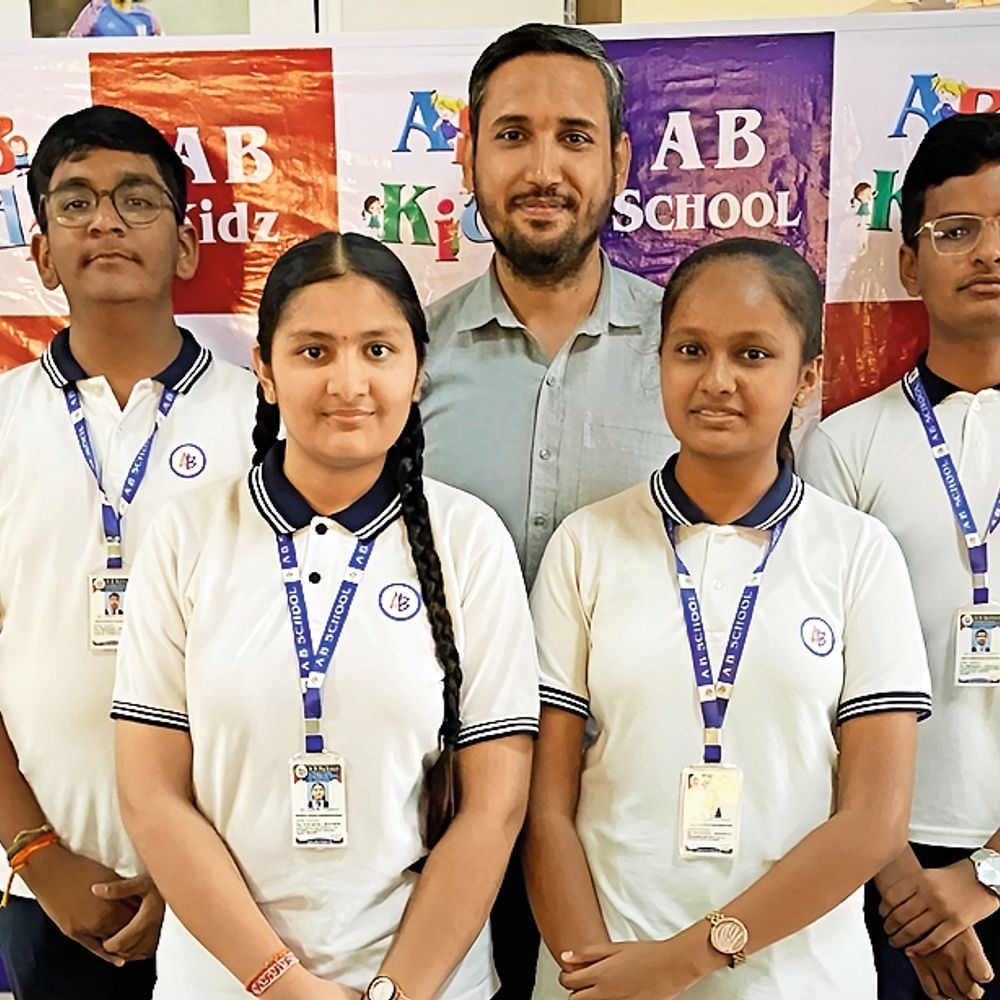 ઝળહળતી સિદ્ધિ:પ્રખરતા શોધ કસોટીમાં એ બી સ્કૂલના છાત્રોની રાજ્યસ્તરે ઝળહળતી સિદ્ધિ