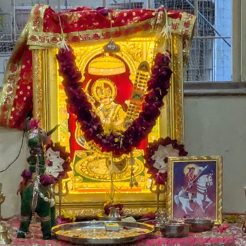 નારણપુરામાં ચૈત્રી નવરાત્રી પાટોત્સવની ઉજવણી:સત્સંગ સંધ્યામાં માતૃશક્તિની બહેનોએ ગરબા ગાયા