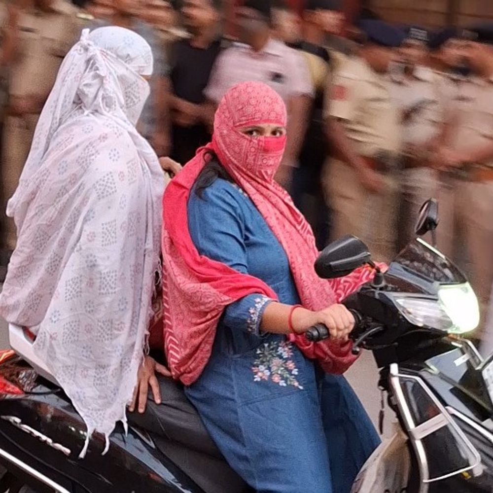 વલસાડમાં તાપમાન 38°C પર પહોંચ્યું:રવિવાર સુધી ગરમી યથાવત રહેવાની શક્યતા