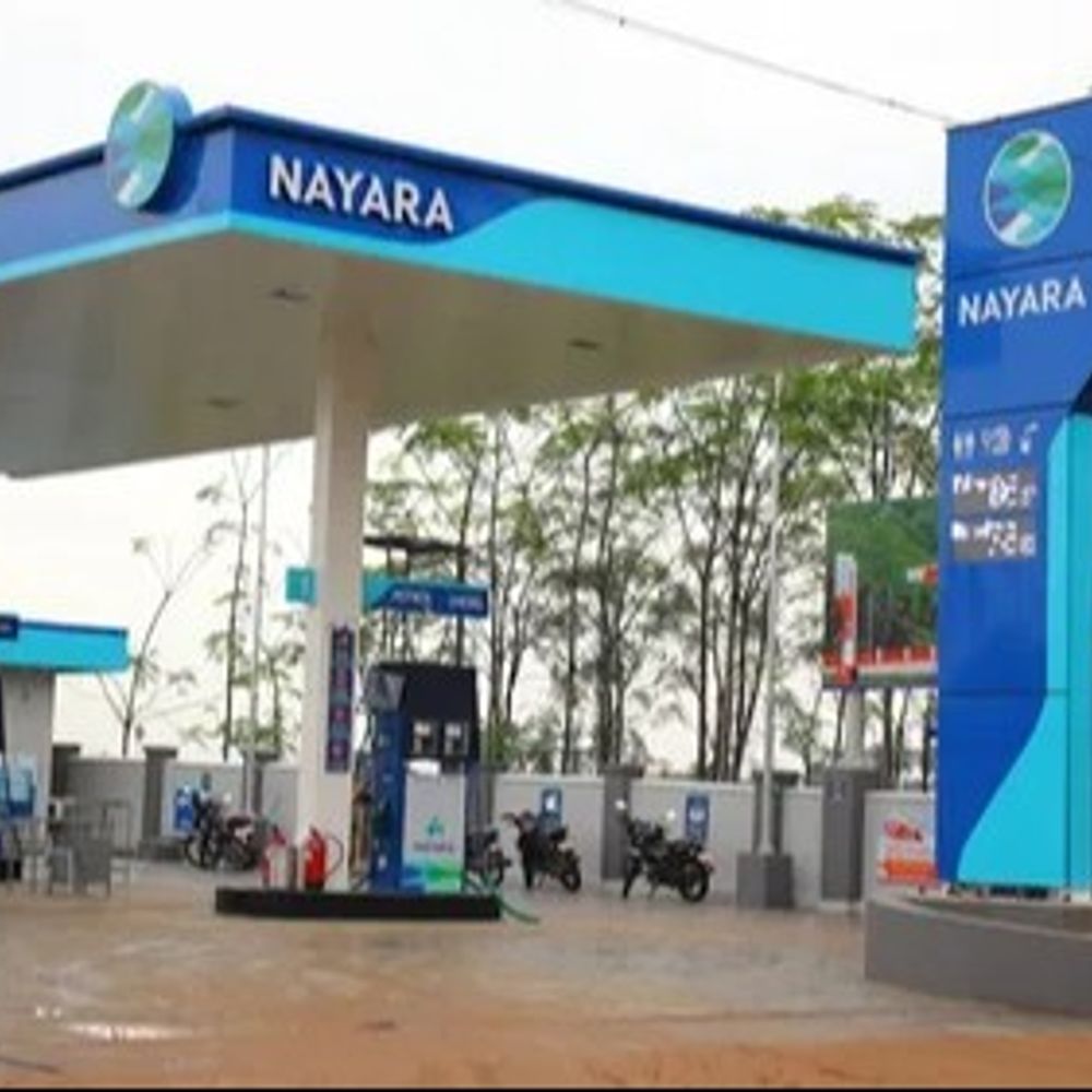 નયારાએ પેટ્રોલ ₹5 અને ડીઝલ ₹3 મોંઘું કર્યું:ભોપાલમાં એક લિટર પેટ્રોલ ₹112 અને ડીઝલ ₹95 થયું, ક્રૂડ ઓઇલ મોંઘું થવું કારણ