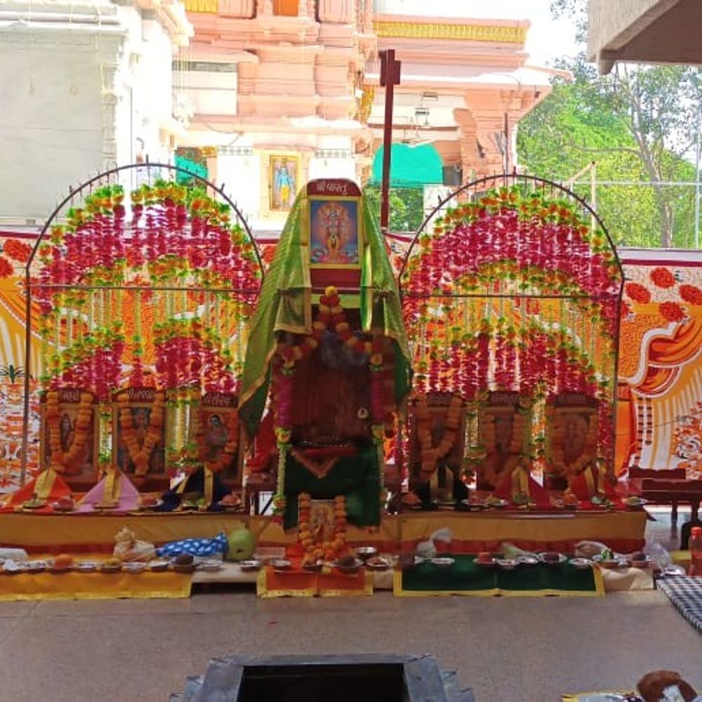 ઉનેવાળ બ્રાહ્મણ સમાજે નવચંડી યજ્ઞ, સમૂહ યજ્ઞોપવિત સંસ્કાર યોજ્યા:રામનવમીએ અંકુરના કામેશ્વર મહાદેવ હોલમાં કાર્યક્રમ સંપન્ન