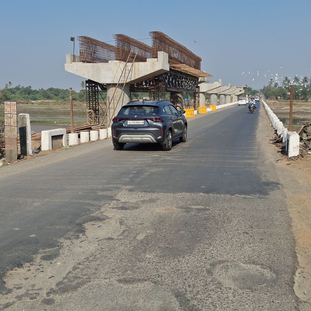 વલસાડમાં ગરમી યથાવત, કપરાડામાં પારો 40°C પાર:વલસાડમાં 37°C તાપમાન, બપોરે લૂ લાગવાની શક્યતા