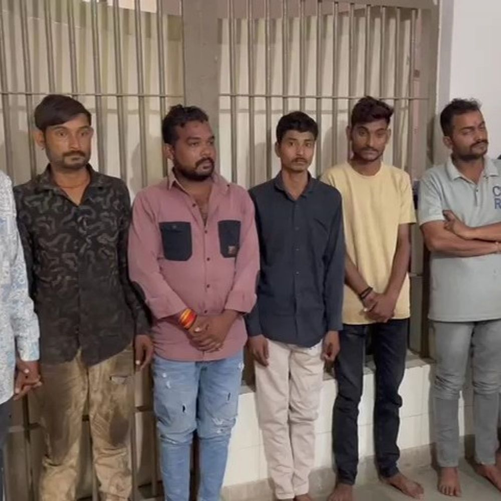 ગઢડા સગીરા દુષ્કર્મ: 8 આરોપી જેલ હવાલે:બોટાદ સ્પેશ્યલ પોક્સો કોર્ટે આપ્યો આદેશ