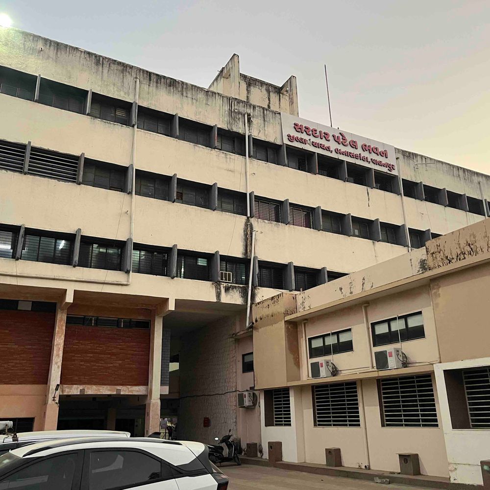 RTE હેઠળ ધોરણ-1 પ્રવેશ પ્રક્રિયા શરૂ:બનાસકાંઠામાં 4 એપ્રિલથી ઓનલાઇન ફોર્મ ભરી શકાશે, હેલ્પલાઇન કાર્યરત