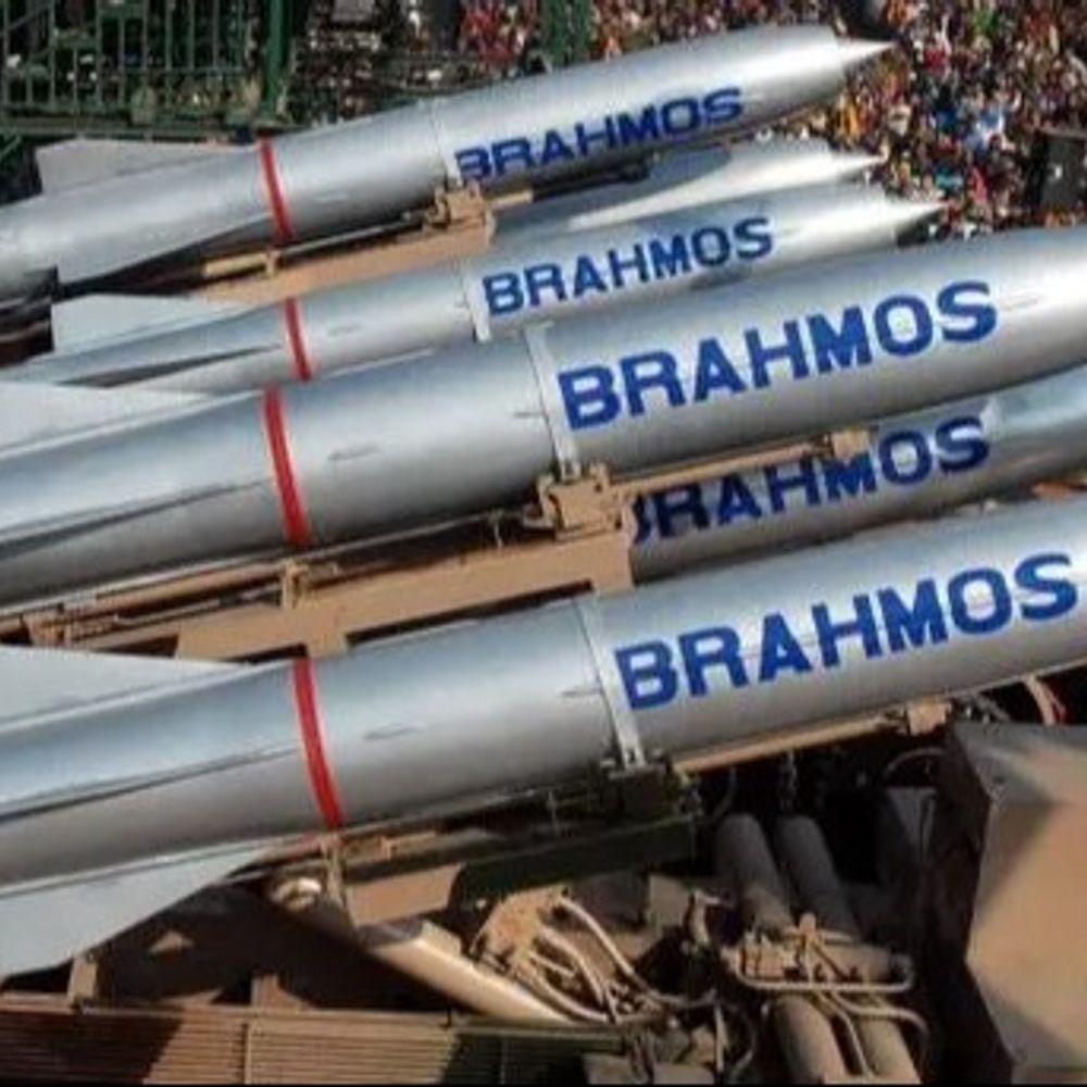 સેના 800 કિમી રેન્જવાળી બ્રહ્મોસ ક્રુઝ-મિસાઈલ ખરીદવાની તૈયારીમાં:હાલમાં 450 કિમી સુધી નિશાન સાધતી મિસાઈલ ઉપલબ્ધ, ઓપરેશન સિંદૂરમાં તેનો ઉપયોગ થયો હતો