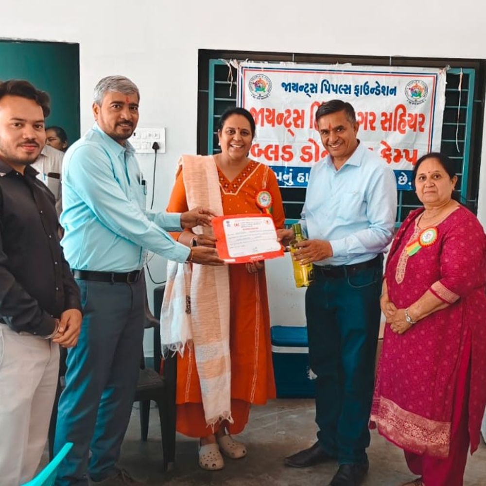 સાબરકાંઠામાં રક્તદાન અભિયાન: 31 યુનિટ રક્ત એકત્રિત:કાલવણ અને કેસરગંજમાં આરોગ્ય વિભાગ દ્વારા કેમ્પ યોજાયા